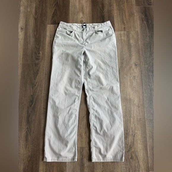 Eileen Fisher Grey pants. Women’s Medium. Great used condition. Very cute! - Picture 1 of 6